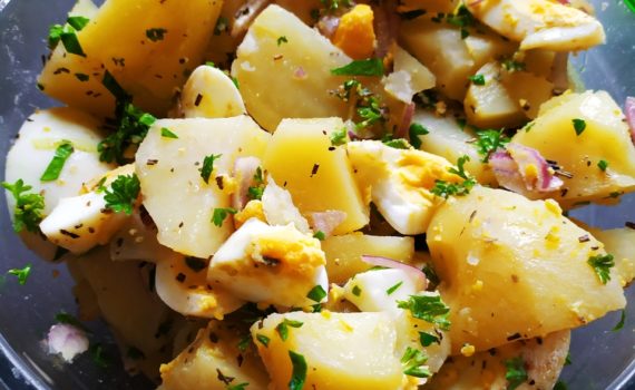 Salade de pomme de terre oeuf
