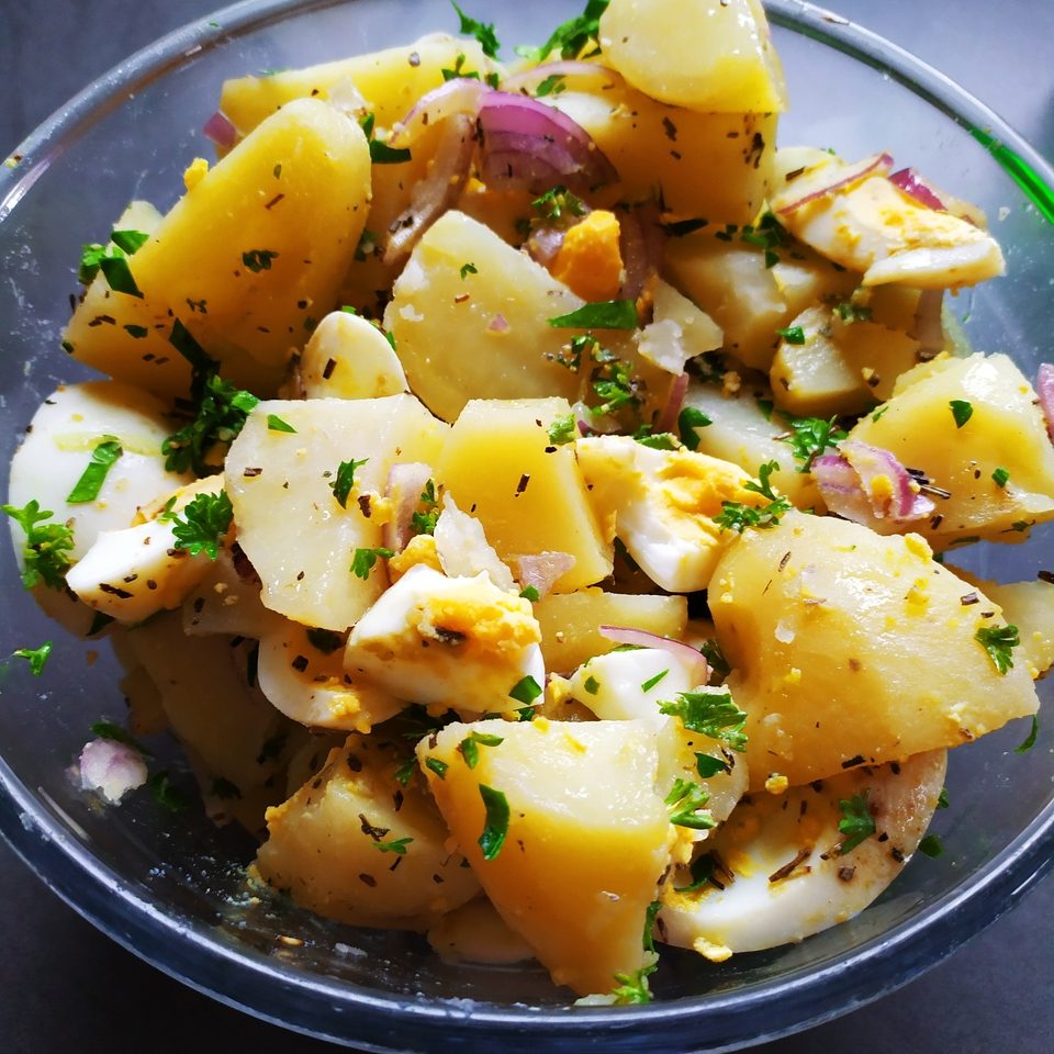 Salade de pomme de terre oeuf