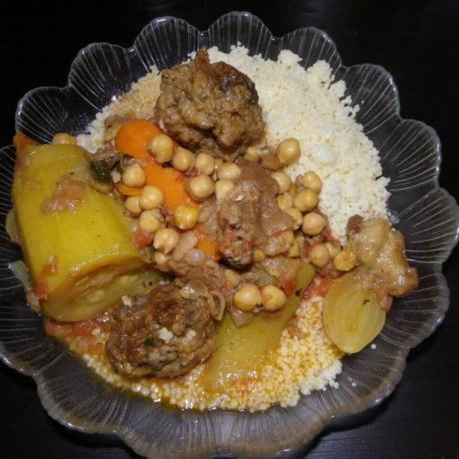 Couscous aux boulettes