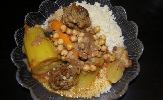 Couscous aux boulettes